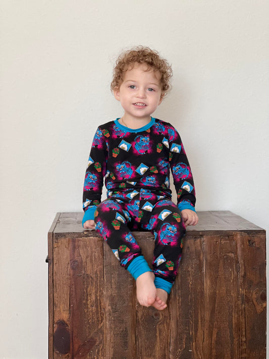 KPOP Derpy 2 Piece Long Sleeve/Pant Set- RTS