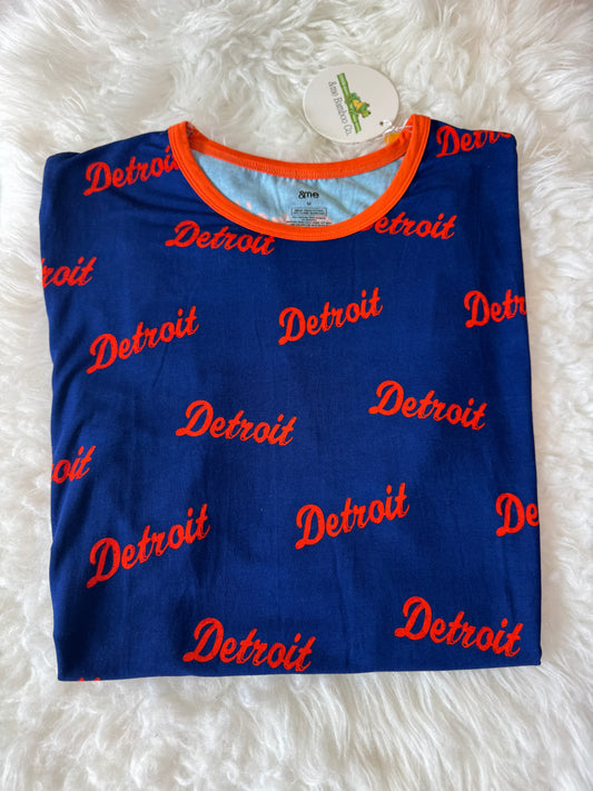 Detroit adult tee