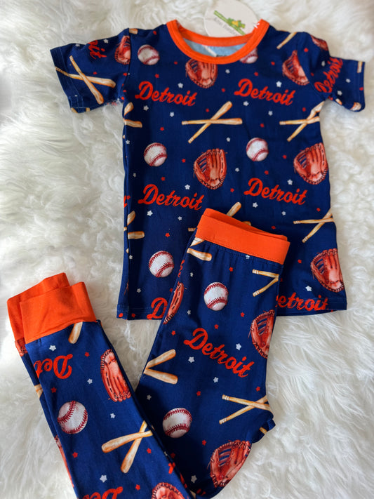 Detroit baseball 2 piece set