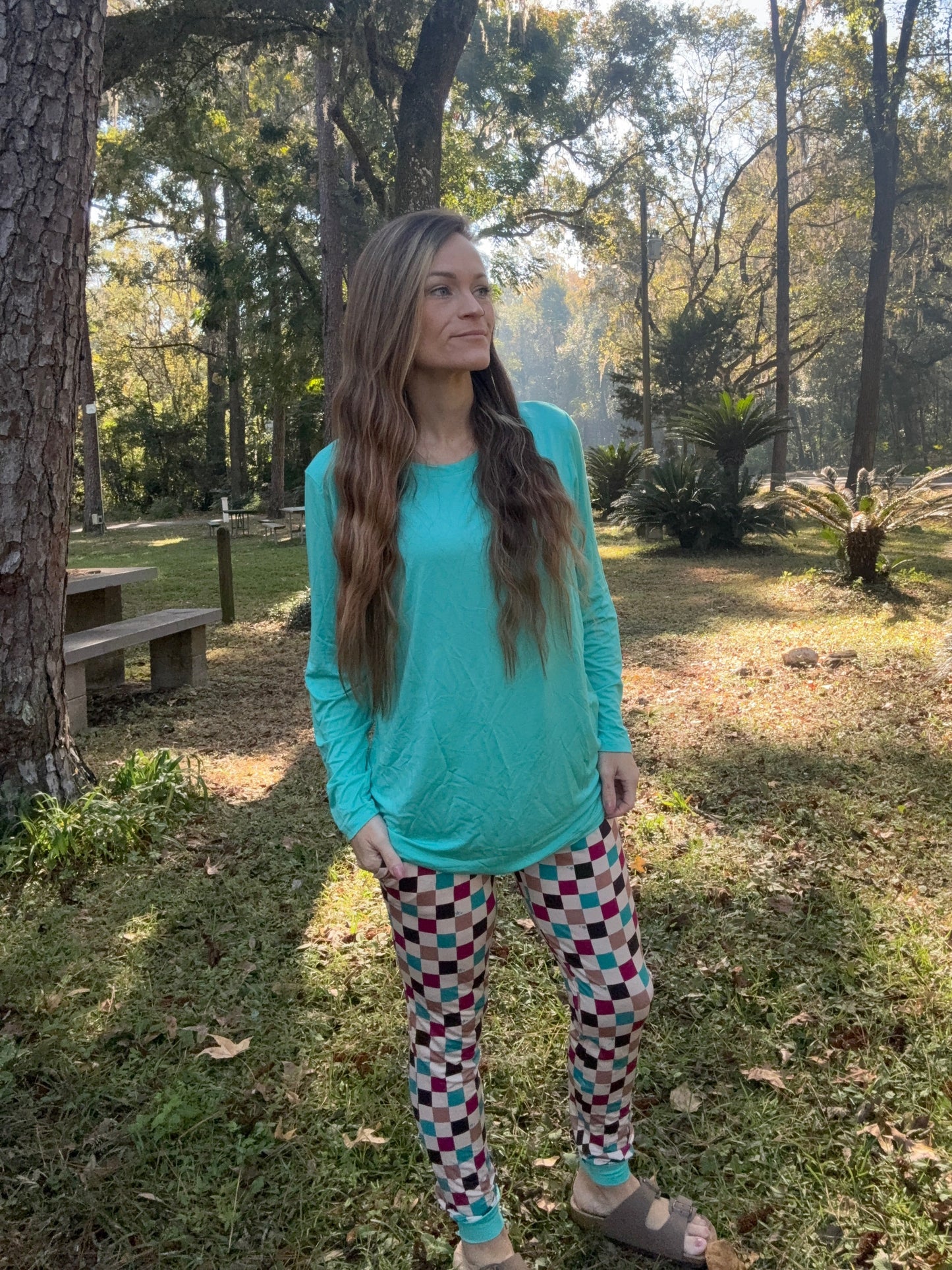 Fallin’ for Checks Women’s Tee/Jogger Set- RTS